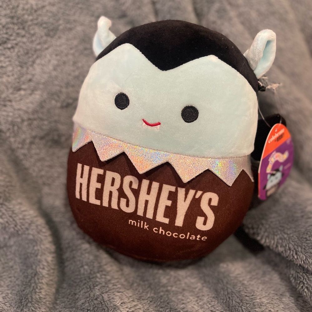 Squishmallows Hershey's Vampire Plush - Black and Brown